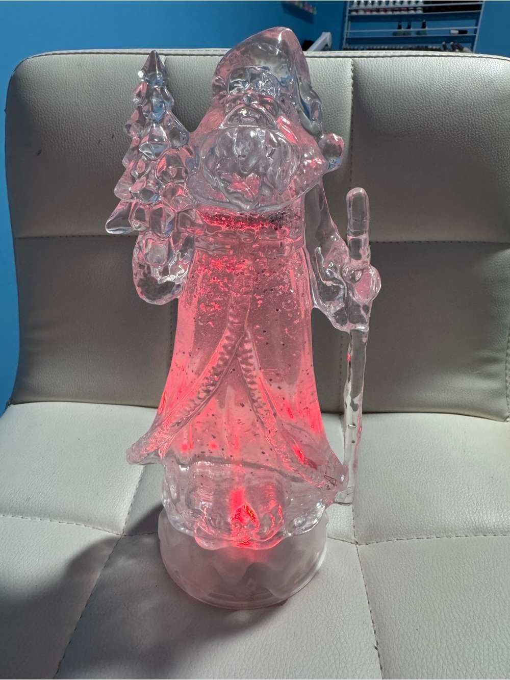 Clear Acrylic Light-Up Color
Changing Santa Claus with Tree and Staff Water Glit